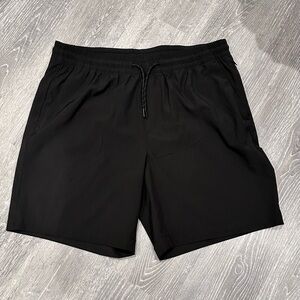 Men’s Old Navy Active shorts